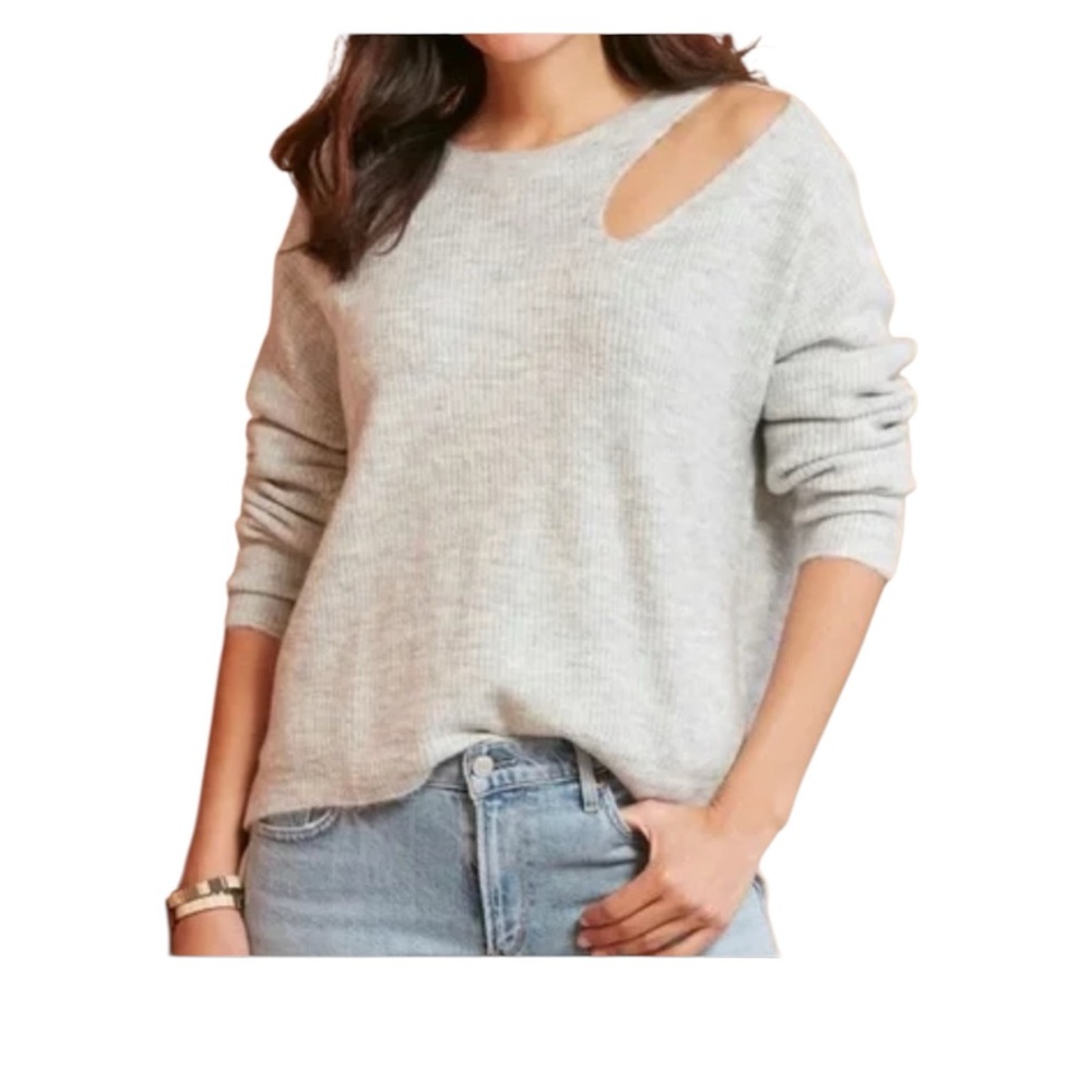 EVEREVE ALLISON JOY Ceci Cutout Shoulder Gray Pullover, Boxy Fit, Sz M